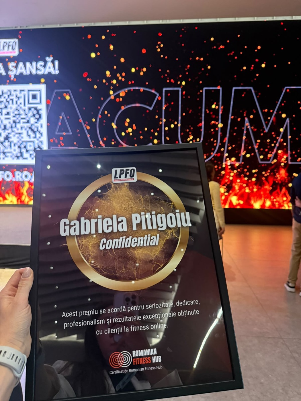 Diploma Romanian Fitness Hub acordată Gabrielei Pitigoiu